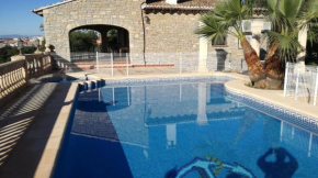 Spacious villa with large private pool and incredible views, Llutxent